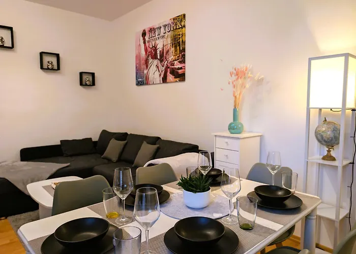 5 Personen, Familienfreundlich, Waschmaschine, Balkon, Amazon Prime * Maagdenburg