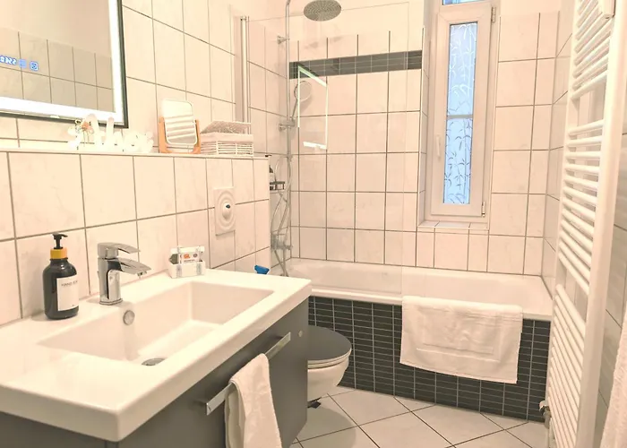 5 Personen, Familienfreundlich, Waschmaschine, Balkon, Amazon Prime *